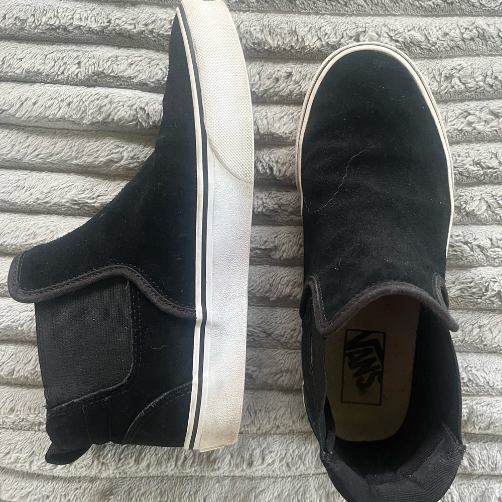 Vans Black High-Top Slip-On shoes